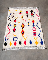 Modern designer handcrafted Berber rug from Morocco. Azilal rug with beautiful colors and patterns. Made of sheep’s wool and colourful cotton.