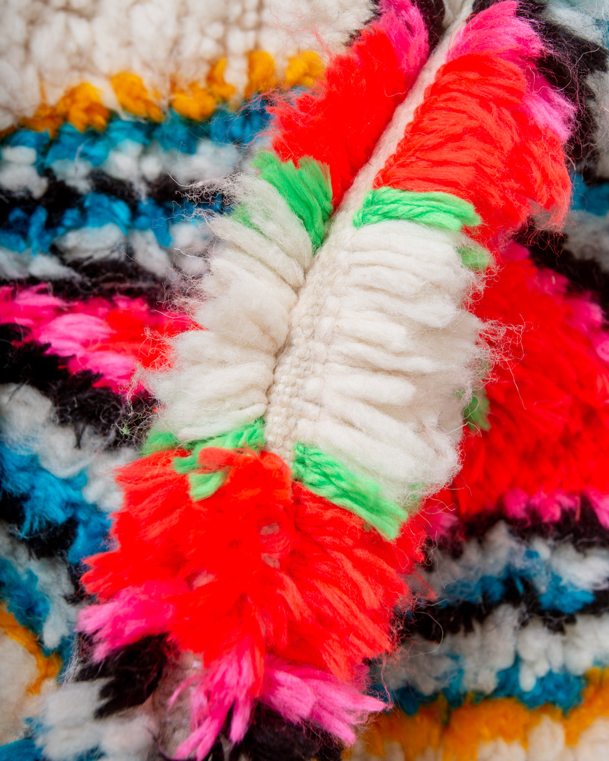 Modern designer handcrafted Berber rug from Morocco. Azilal rug with beautiful colours and patterns. Made of sheep’s wool and colourful cotton.