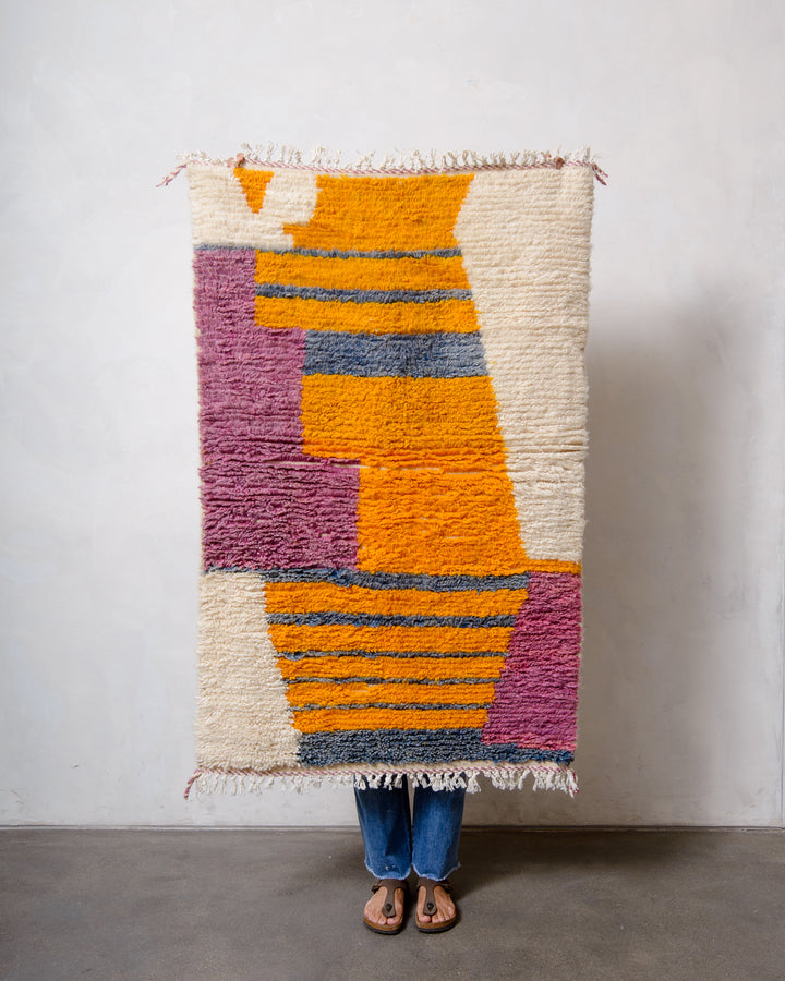 Modern designer handcrafted Berber rug from Morocco. Azilal rug with beautiful colours and patterns. Made of sheep’s wool and colourful cotton.