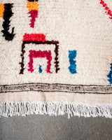 Modern designer handcrafted Berber rug from Morocco. Azilal rug with beautiful colors and patterns. Made of sheep’s wool and colourful cotton.