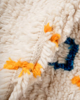Modern designer handcrafted Berber rug from Morocco. Azilal rug with beautiful colors and patterns. Made of sheep’s wool and colourful cotton.