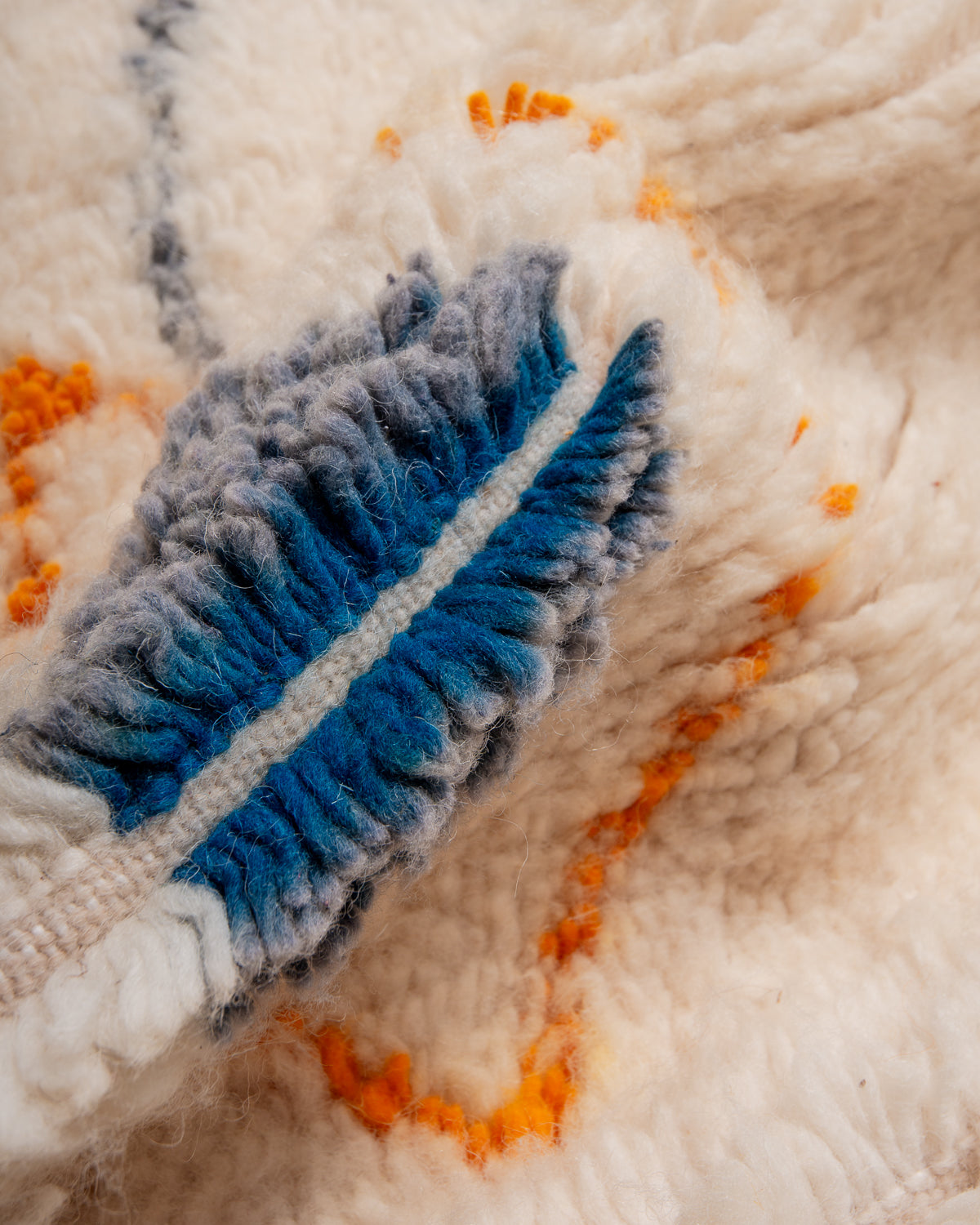 Modern designer handcrafted Berber rug from Morocco. Azilal rug with beautiful colours and patterns. Made of sheep’s wool and colourful cotton.