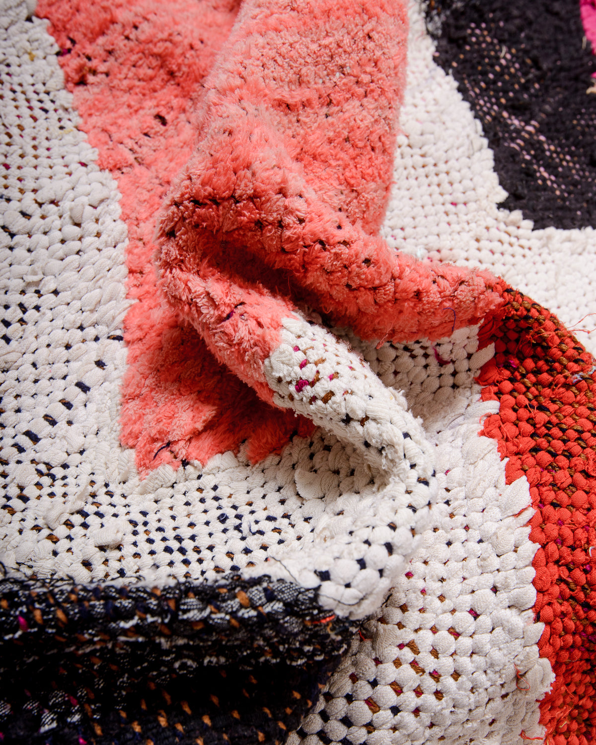 Modern, designer, handcrafted Berber rug from Morocco. Vintage carpet with beautiful colours and patterns.