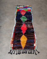 Moderner handgefertigter Berber-Teppich im Vintage-Stil aus Marokko. Boucherouite-Läuferteppich mit wunderschönen Farben und Mustern.