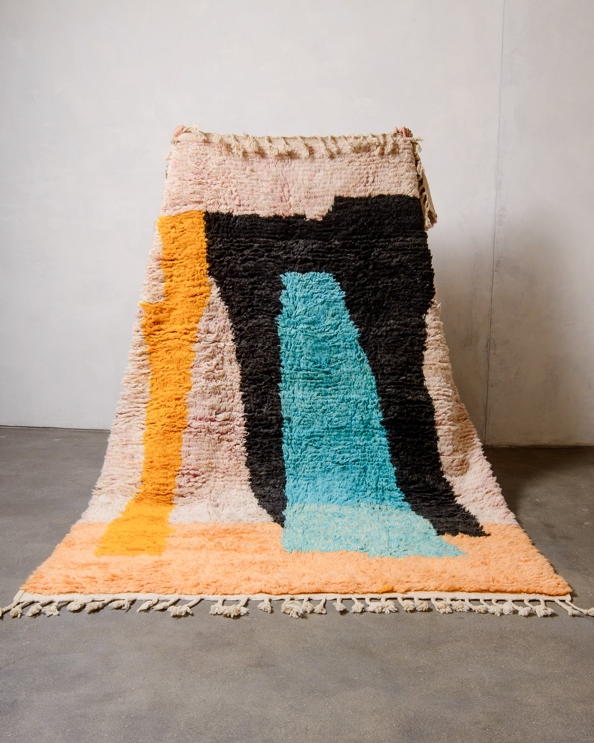 Vintage Berber Rug "Uzza"