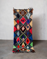 Moderner handgefertigter Berber-Teppich im Vintage-Stil aus Marokko. Boucherouite-Läuferteppich mit wunderschönen Farben und Mustern.