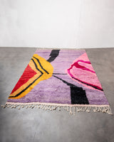 Moderner, handgefertigter Berber-Teppich aus Marokko. Vintage-Teppich mit schönen Farben und Mustern und flauschiger Textur.