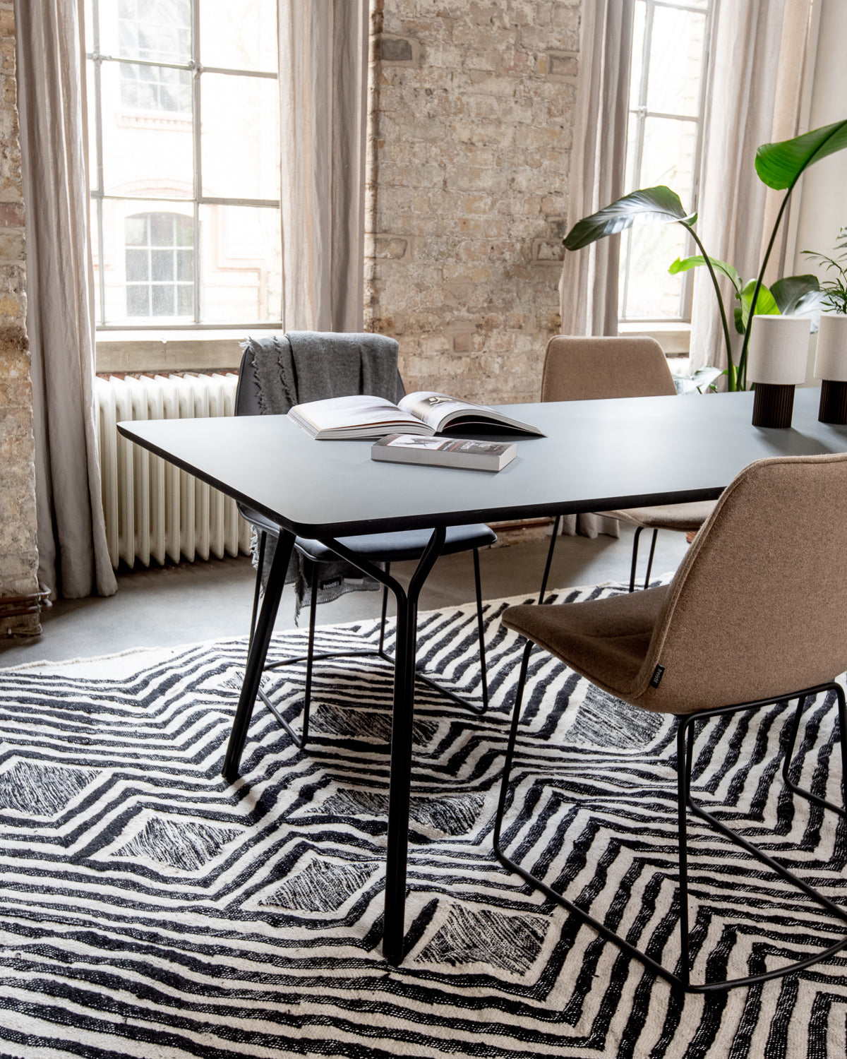 Modern, designer, handcrafted Berber rug from Morocco. Kelim carpet with beautiful designs and robust flat weave. 100% wool.