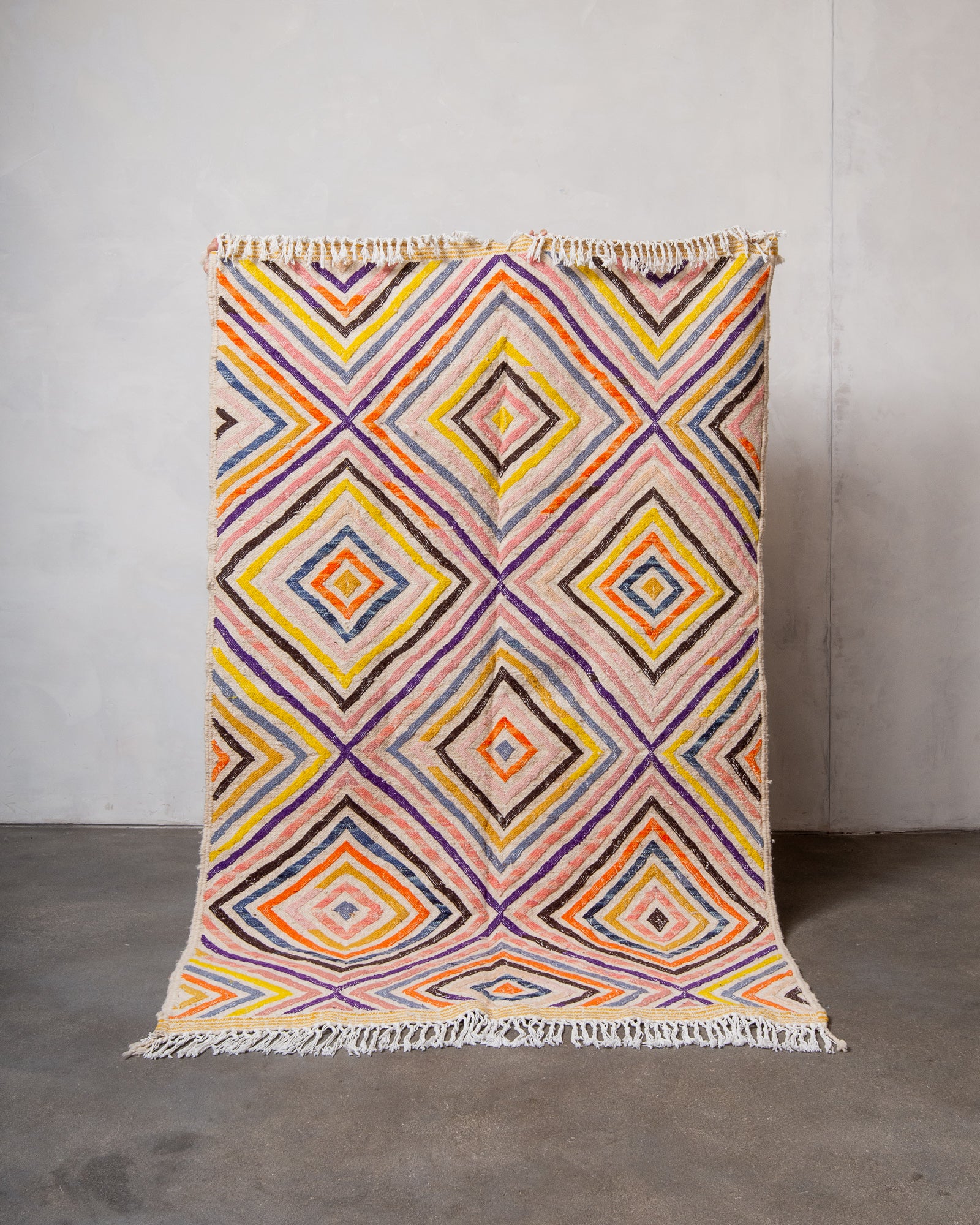 Modern, designer, handcrafted Berber rug from Morocco. Kelim carpet with beautiful designs and robust flat weave. 100% wool.