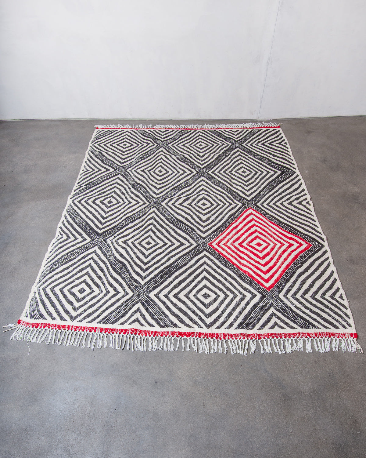 Modern, designer, handcrafted Berber rug from Morocco. Vintage Kelim carpet with beautiful designs and robust flat weave out of wool.