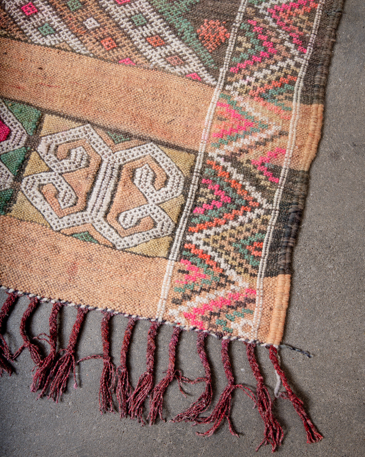 Modern, designer, handcrafted Berber rug from Morocco. Vintage Kelim carpet with beautiful designs and robust flat weave out of wool.