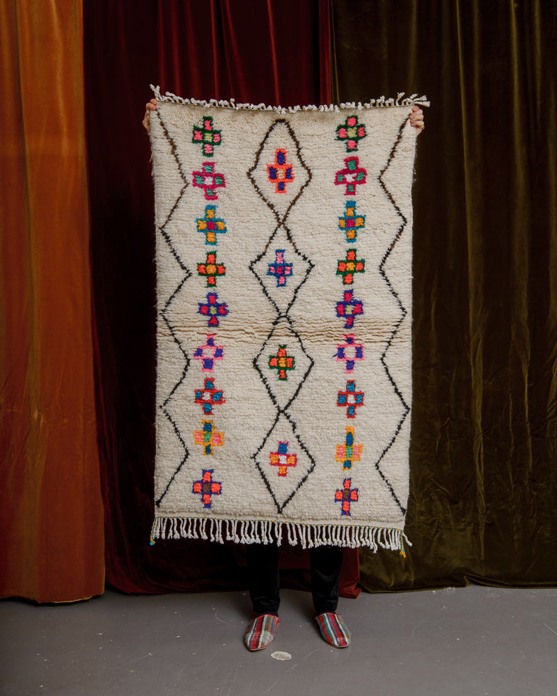 Berberlin azilal rug with cream wool and colourful cotton accents. 