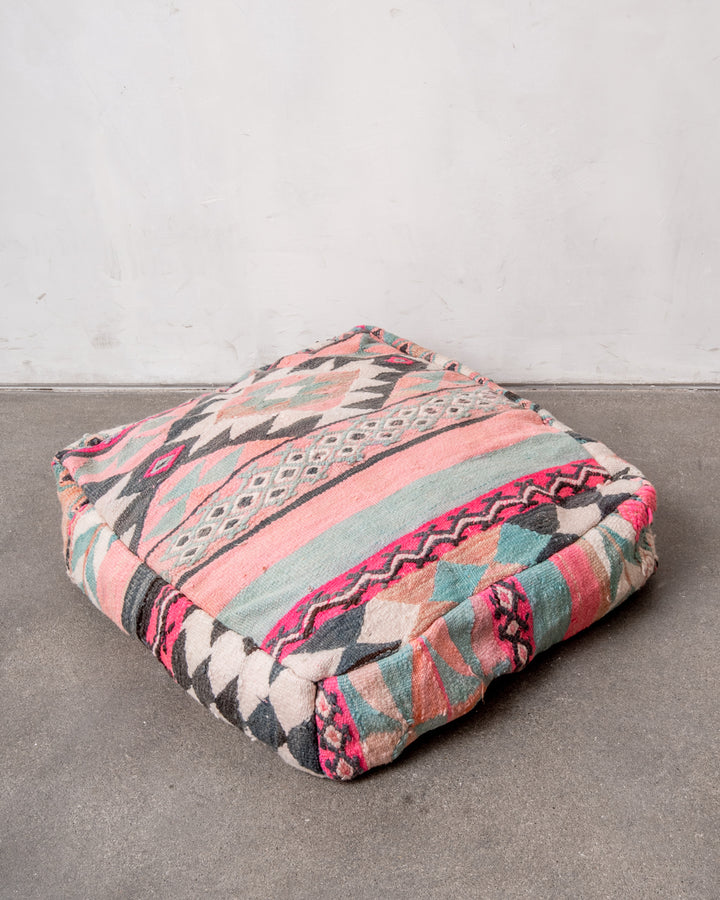 Vintage, handcrafted Berber floor cushion from Morocco. Kelim pouf with beautiful designs and robust flat weave. 100% wool.