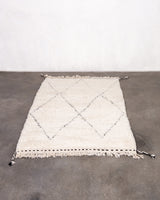 Moderner Designer handgefertigter Berber Teppich aus Marokko Beniourain mit schönen Farben und Mustern
