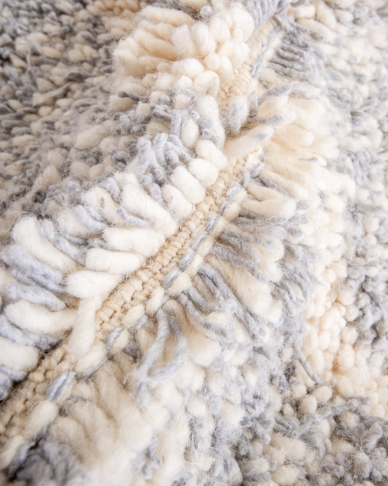 Modern designer handcrafted Berber rug from morocco Beniourain with beautiful colors and patterns