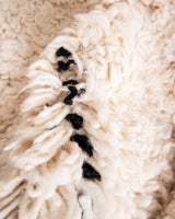 Moderner Designer handgefertigter Berber Teppich aus Marokko Beniourain mit schönen Farben und Mustern