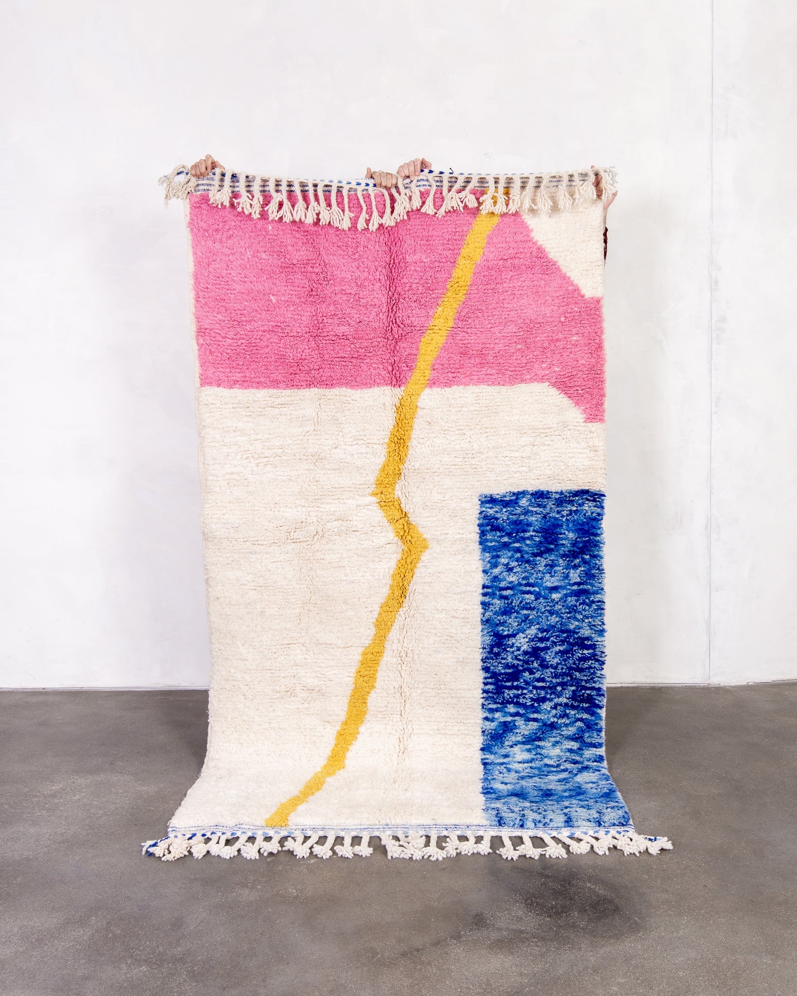 Modern designer handcrafted Berber rug from morocco Beniourain with beautiful colors and patterns