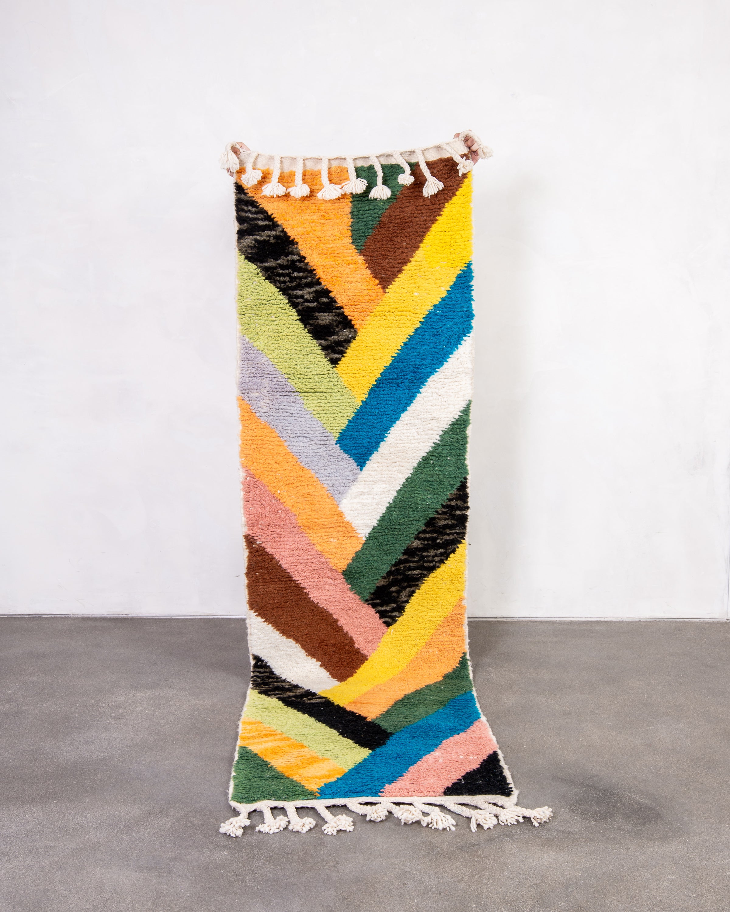 Modern designer handcrafted Berber rug from morocco Beniourain with beautiful colors and patterns