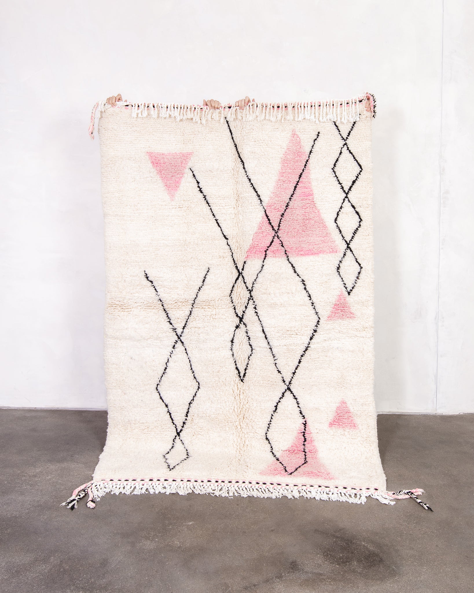 Modern designer handcrafted Berber rug from morocco Beniourain with beautiful colors and patterns