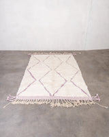Moderner Designer handgefertigter Berber Teppich aus Marokko Beniourain mit schönen Farben und Mustern