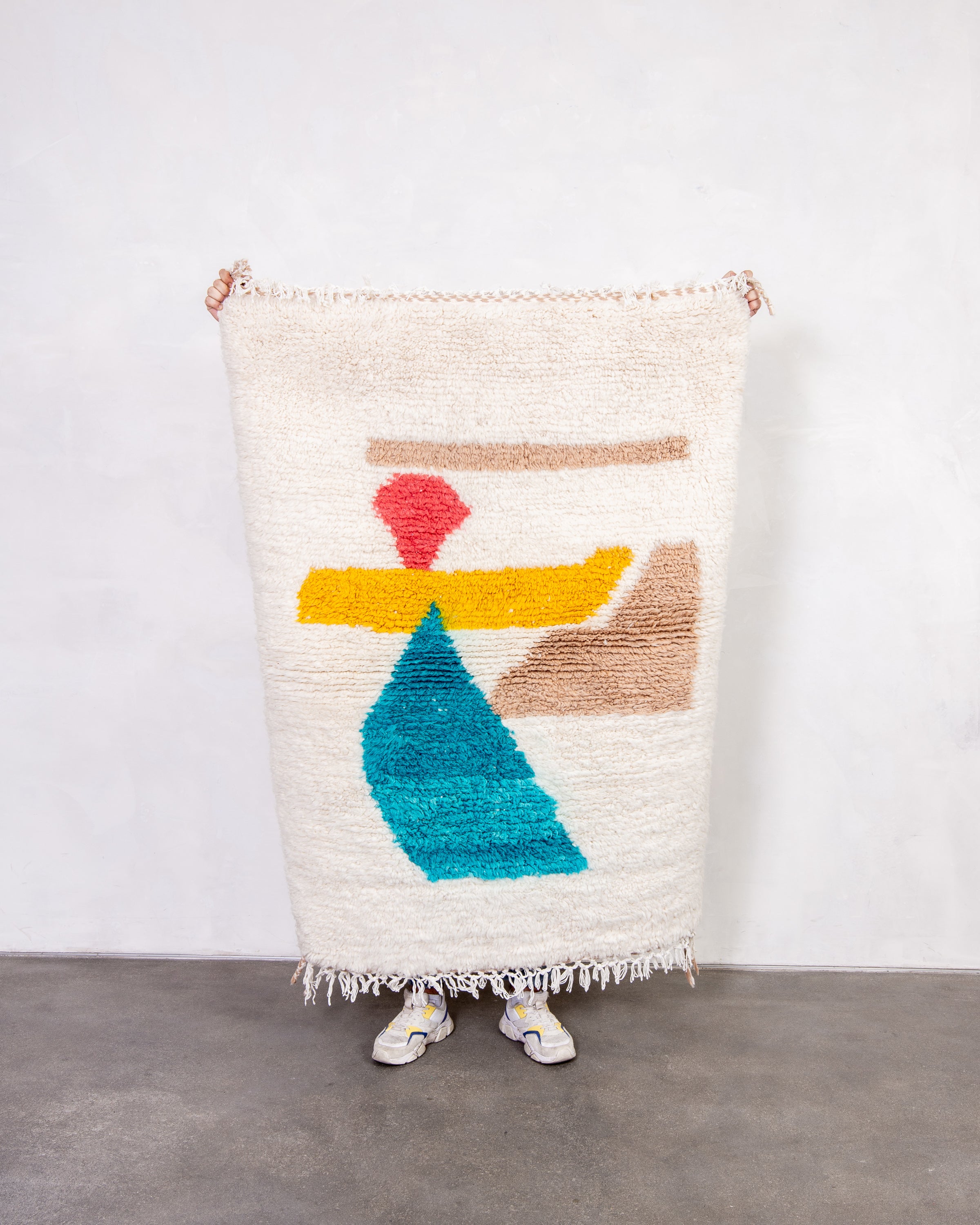 Modern designer handcrafted Berber rug from morocco Beniourain with beautiful colors and patterns