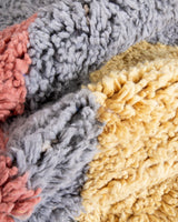Moderner Designer handgefertigter Berber Teppich aus Marokko Beniourain mit schönen Farben und Mustern