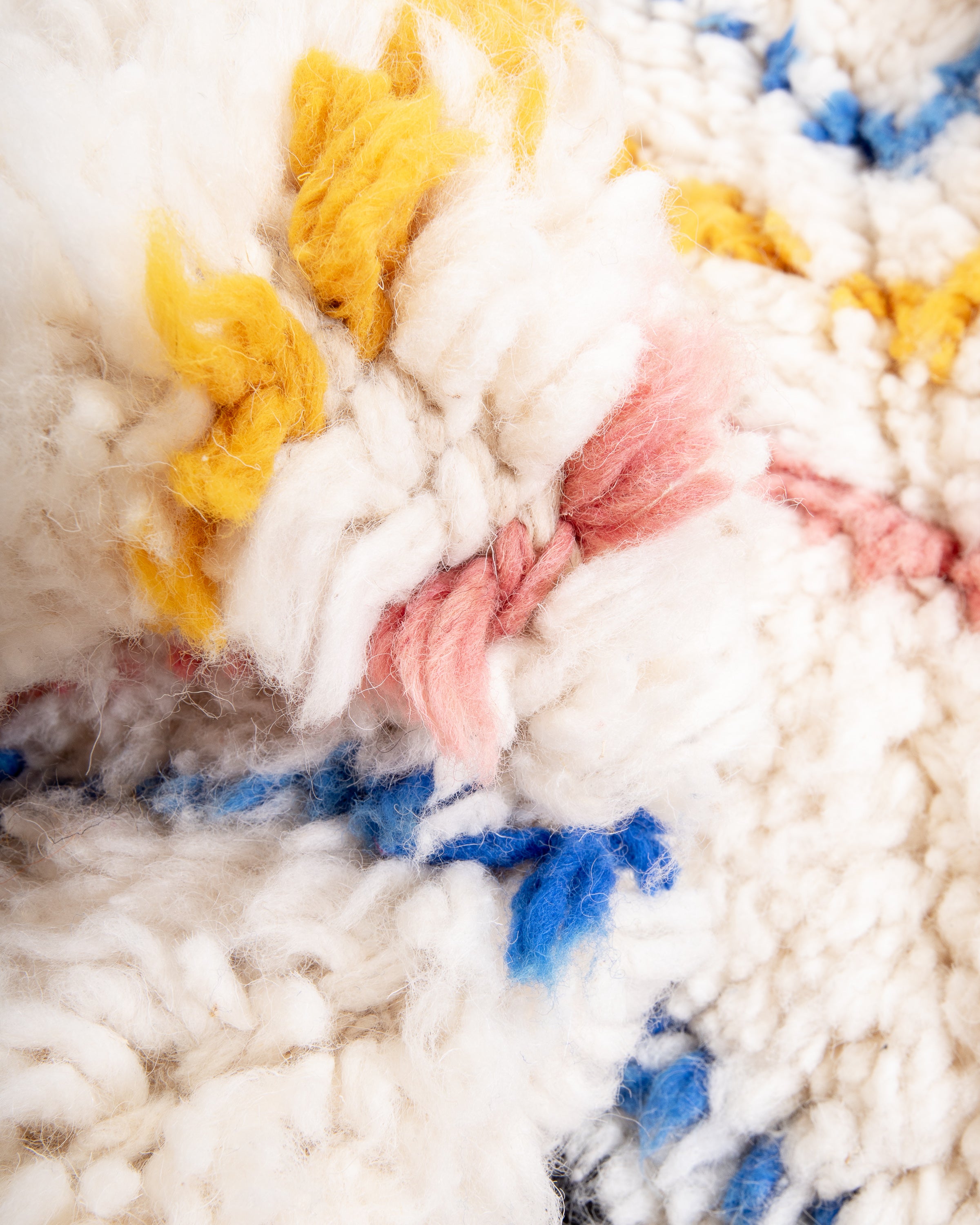 Modern designer handcrafted Berber rug from morocco Beniourain with beautiful colors and patterns