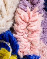 Moderner Designer handgefertigter Berber Teppich aus Marokko Beniourain mit schönen Farben und Mustern