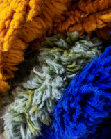 Moderner Designer handgefertigter Berber Teppich aus Marokko Beniourain mit schönen Farben und Mustern