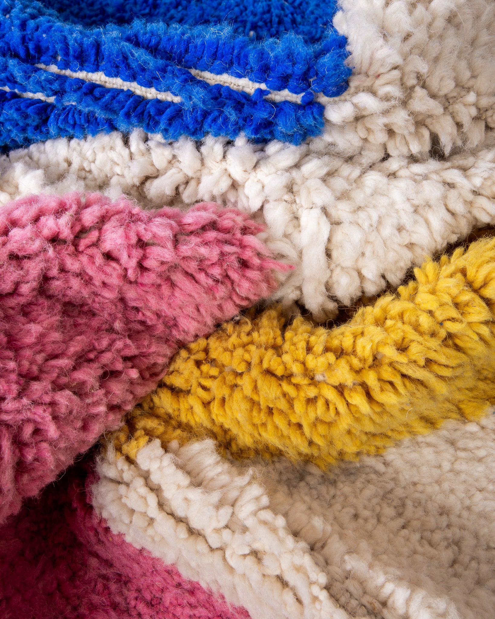 Modern designer handcrafted Berber rug from morocco Beniourain with beautiful colors and patterns