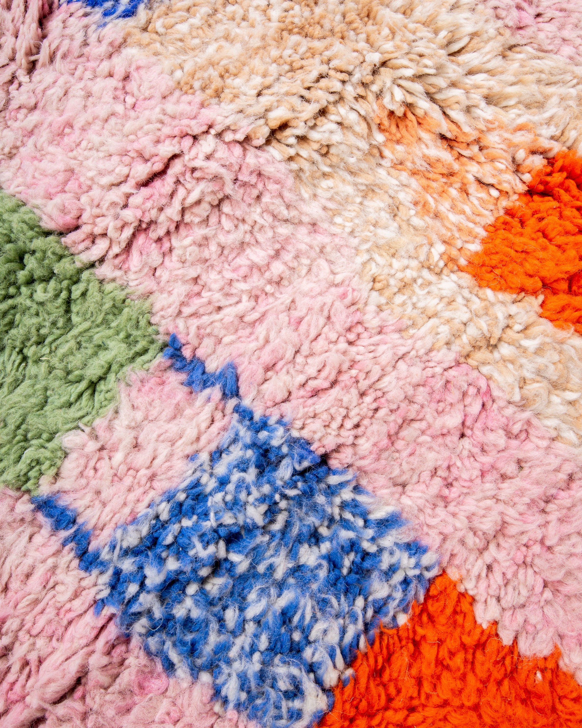 Modern designer handcrafted Berber rug from morocco Beniourain with beautiful colors and patterns