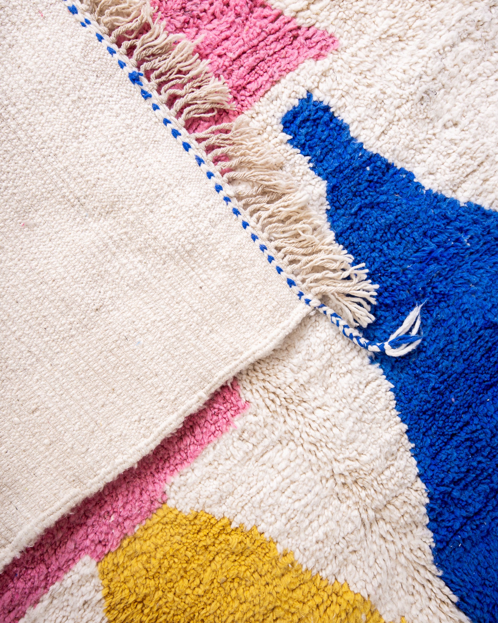 Modern designer handcrafted Berber rug from morocco Beniourain with beautiful colors and patterns