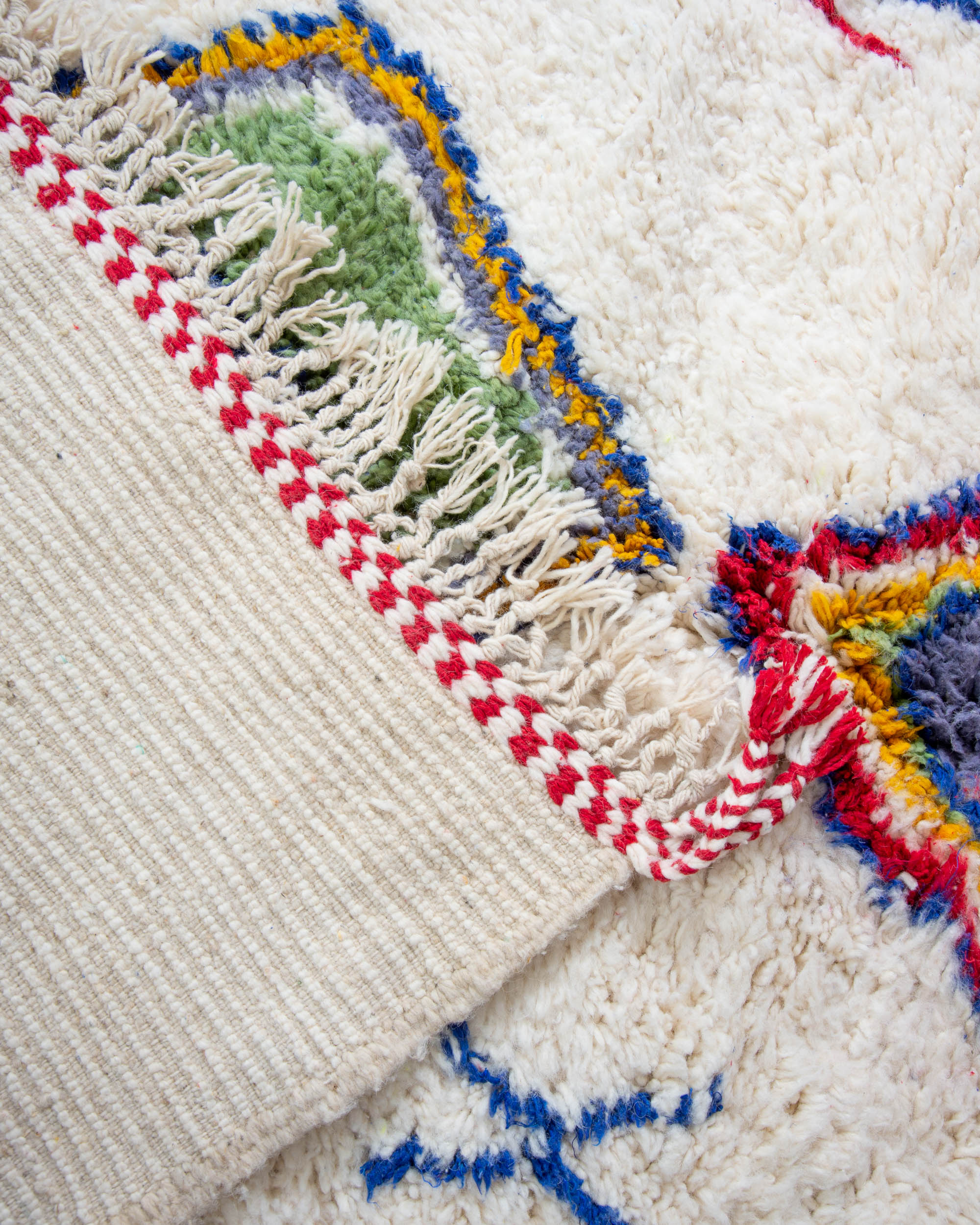 Modern designer handcrafted Berber rug from morocco Beniourain with beautiful colors and patterns