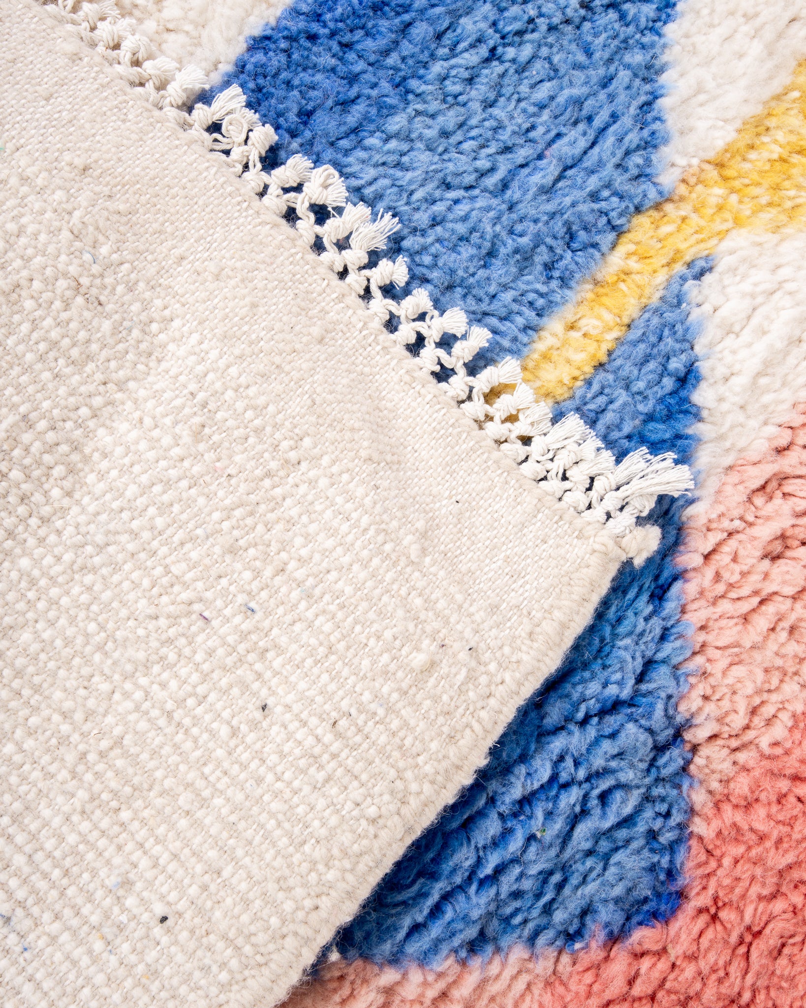 Modern designer handcrafted Berber rug from morocco Beniourain with beautiful colors and patterns