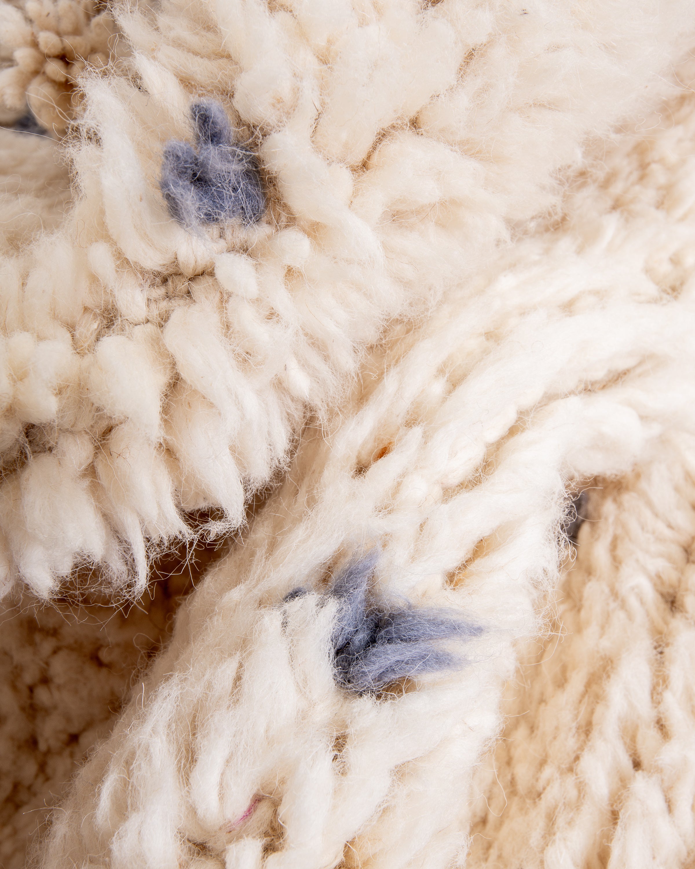 Modern designer handcrafted Berber rug from morocco Beniourain with beautiful colors and patterns