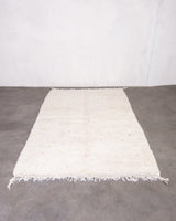 Moderner Designer handgefertigter Berber Teppich aus Marokko Beniourain mit schönen Farben und Mustern