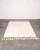 Moderner Designer handgefertigter Berber Teppich aus Marokko Beniourain mit schönen Farben und Mustern