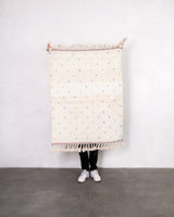 Moderner Designer handgefertigter Berber Teppich aus Marokko Beniourain mit schönen Farben und Mustern