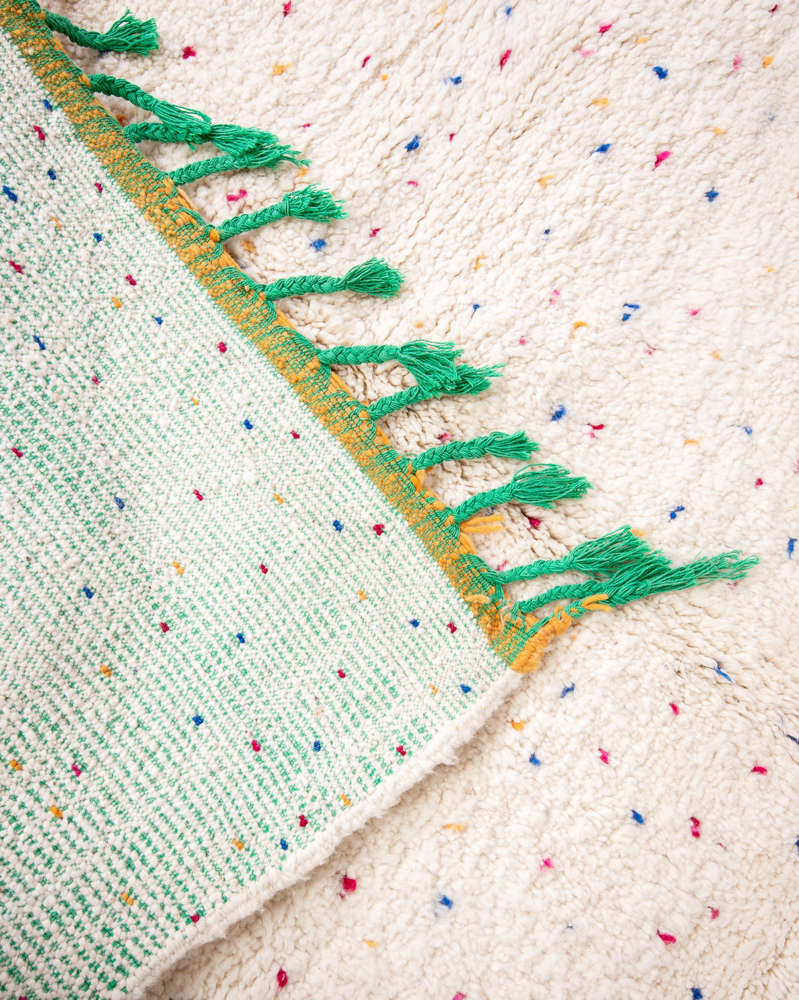 Modern designer handcrafted Berber rug from morocco Beniourain with beautiful colors and patterns