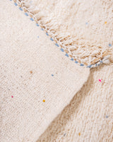 Moderner Designer handgefertigter Berber Teppich aus Marokko Beniourain mit schönen Farben und Mustern