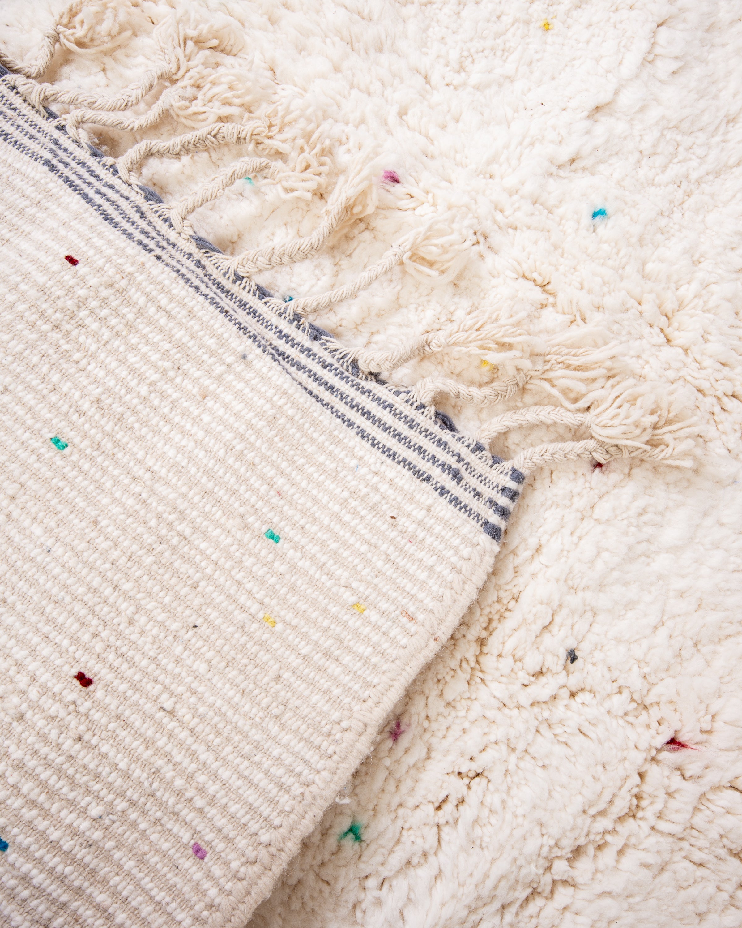 Modern designer handcrafted Berber rug from morocco Beniourain with beautiful colors and patterns