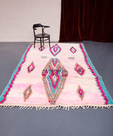 Moderner Designer handgefertigter Berber-Teppich aus Marokko Boujad mit wunderschönen Farben und Mustern