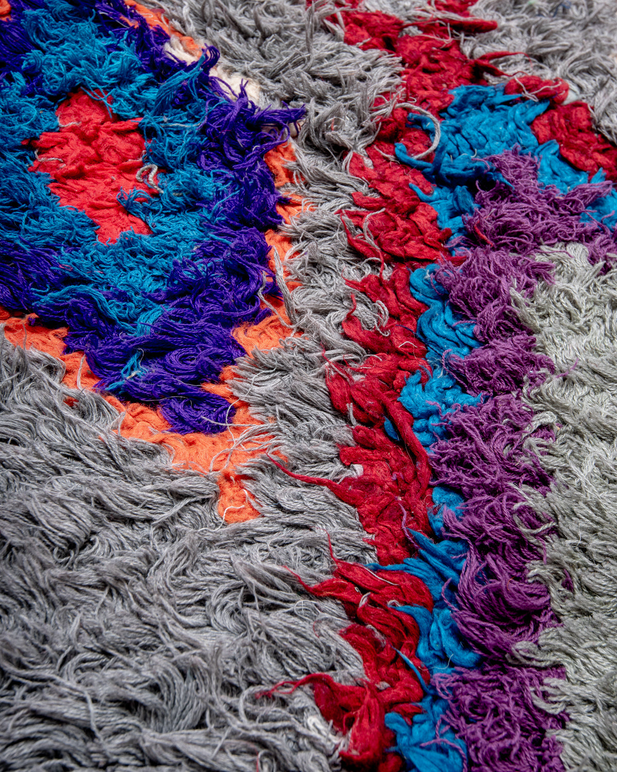 Modern designer vintage handcrafted cotton Berber rug from Morocco. Boucherouite with beautiful colors and patterns.