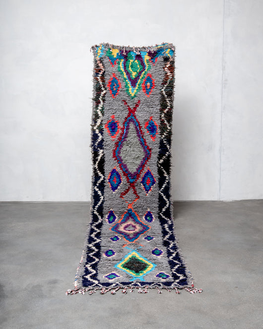 Handgefertigter Berber-Teppich aus moderner Designer-Vintage-Baumwolle aus Marokko. Boucherouite mit schönen Farben und Mustern.