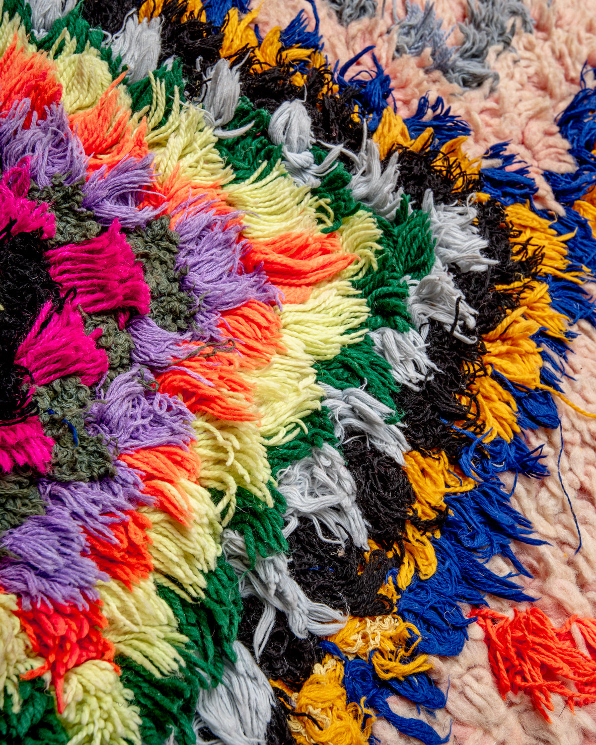 Vintage Berber Rug "Alay"