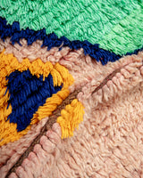 Moderner handgefertigter Berber-Teppich im Vintage-Stil aus Marokko. Boucherouite mit schönen Farben und Mustern.