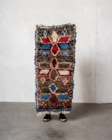 Moderner handgefertigter Berber-Teppich im Vintage-Stil aus Marokko. Boucherouite mit schönen Farben und Mustern.