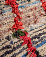 Moderner handgefertigter Berber-Teppich im Vintage-Stil aus Marokko. Boucherouite-Läuferteppich mit wunderschönen Farben und Mustern.