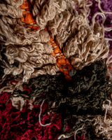 Moderner handgefertigter Berber-Teppich im Vintage-Stil aus Marokko. Boucherouite mit schönen Farben und Mustern.