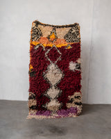 Moderner handgefertigter Berber-Teppich im Vintage-Stil aus Marokko. Boucherouite mit schönen Farben und Mustern.